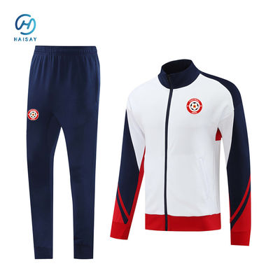 Camisetas de futebol leves e resistentes à umidade com o logotipo da equipa e um peso de tecido de 145 gramas